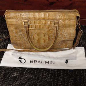Vintage Brahmin Leather Mock Croc Purse, Beautiful Tan/Caramel Color.